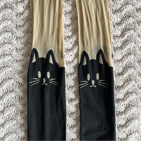 Meowingtons Cat Tights - Picture 4 of 5